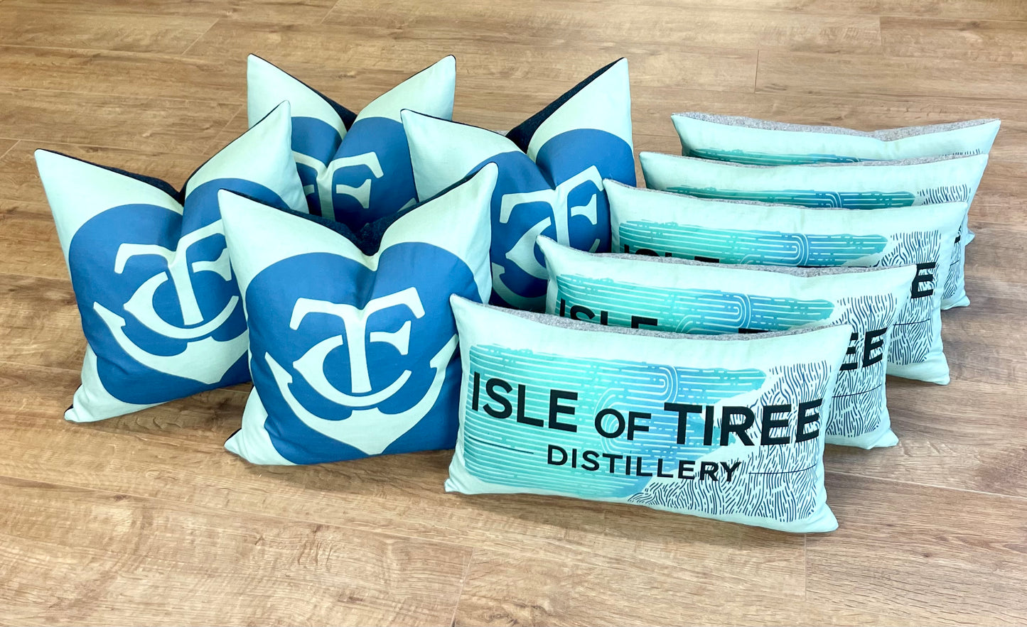 Isle of Tiree Oak Whisky Harris Tweed 'Wee Dram' Table Footstool